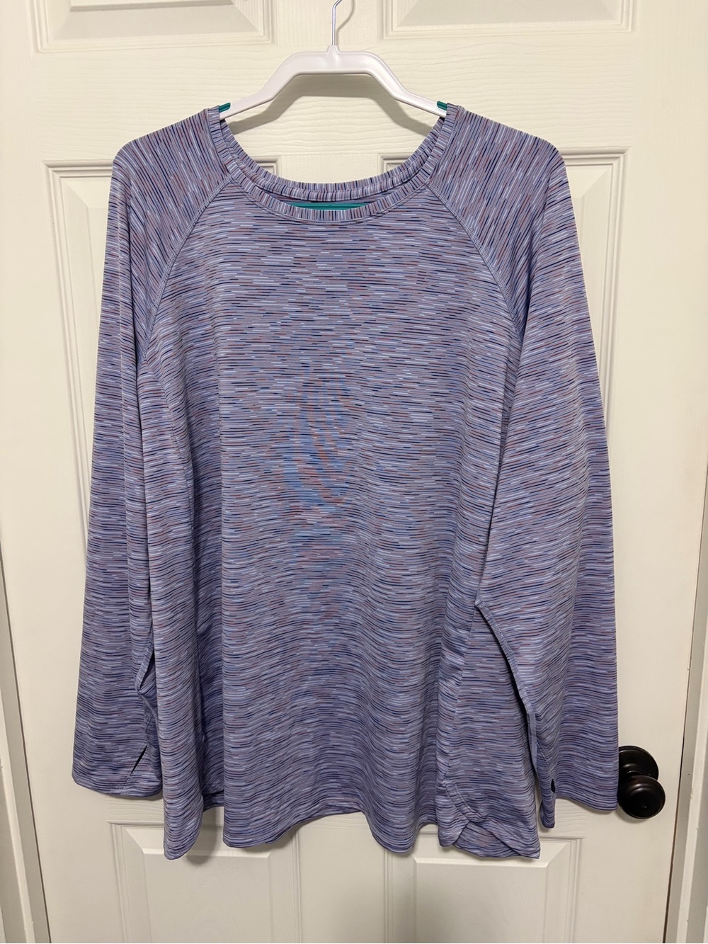 tek gear Heathered Lavender Long Sleeve Workout Gear with Thumb Holes for Women